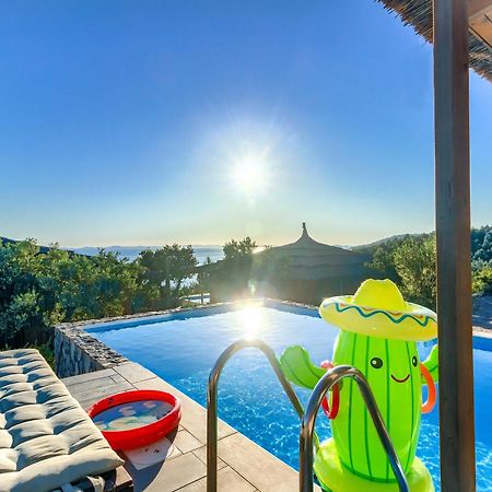 Golden Haven Luxe Bungalow Resort مورتير المظهر الخارجي الصورة